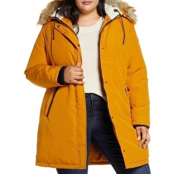 Sam Edelman Faux Fur Trim Short Parka